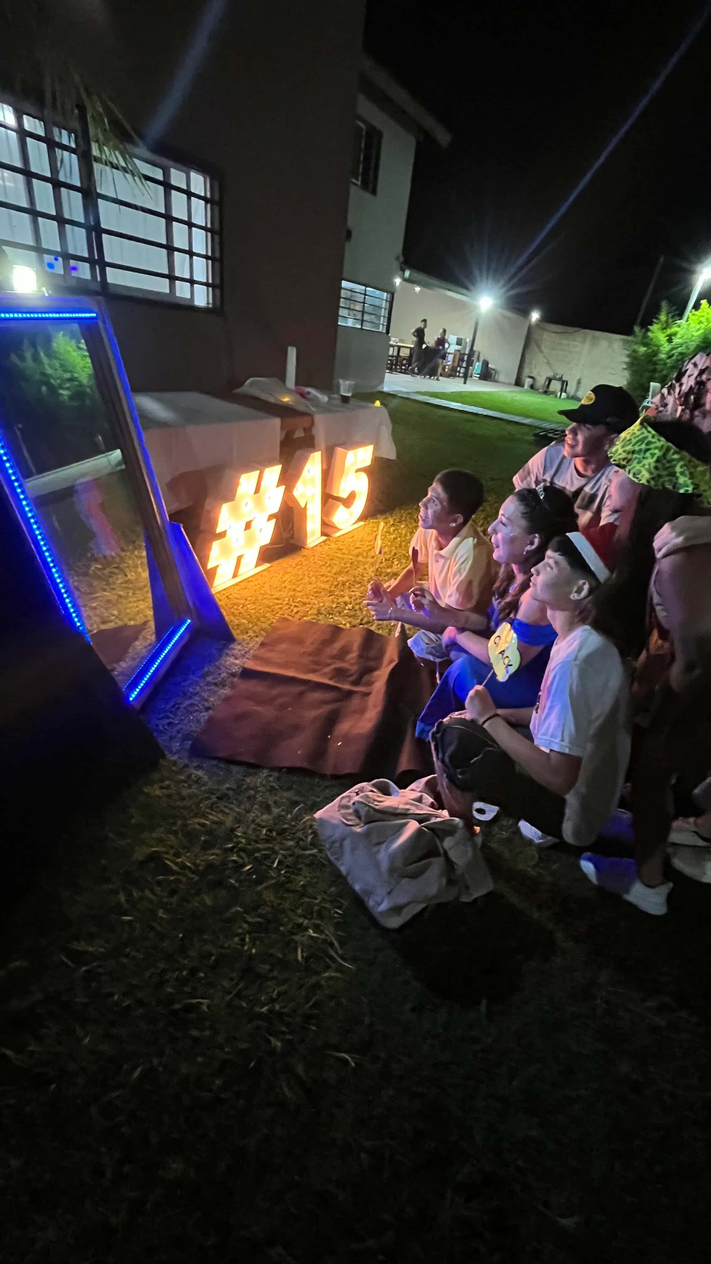 Espejo Mágico de fotos interactivo para casamientos y eventos sociales